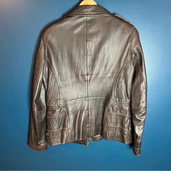 Women’s Danier Brown Leather Jacket Large Needs TLC - Picture 12 of 13
